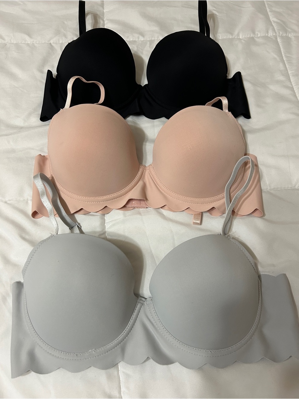 Felina Scalloped Edge Multi-Pack Bras in Black, Blush, Light Gray